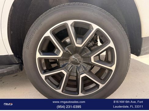 Used 2022 Chevrolet Tahoe RST w/ Luxury Package image 9