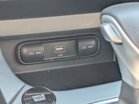 Used 2023 Kia Seltos LX AWD/4WD image 29