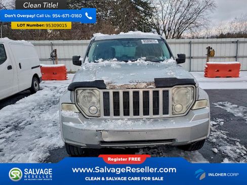 Used 2012 Jeep Liberty Sport image 7