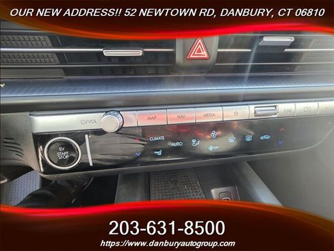 Used 2024 Hyundai Ioniq 6 SEL AWD/4WD image 17