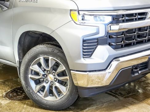 New 2026 Chevrolet Silverado 1500 LT image 4
