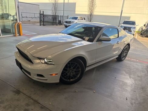 Used 2014 Ford Mustang Premium w/ Electronics Package image 1