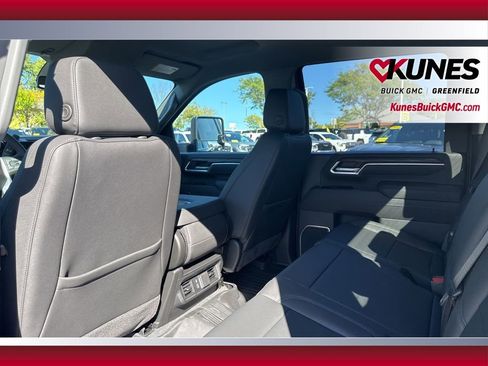 New 2025 GMC Sierra 3500 SLT AWD/4WD image 39