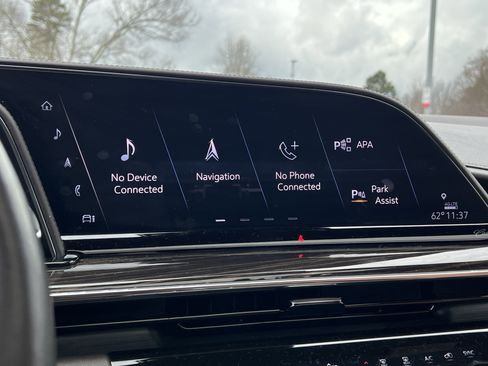 Used 2021 Cadillac Escalade Premium Luxury w/ Driver Assist Tech Package image 23