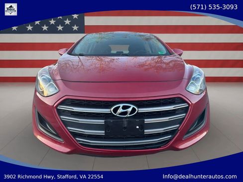 Used 2016 Hyundai Elantra GT FWD image 2