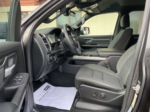 Used 2024 RAM 1500 Big Horn AWD/4WD image 20