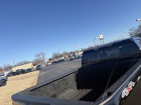 Used 2019 Chevrolet Silverado 1500 Custom image 13