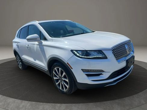 Used 2019 Lincoln MKC Reserve w/ MKC Climate Package AWD/4WD image 3
