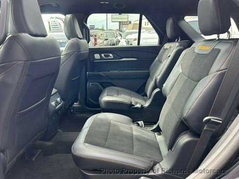 Used 2026 Ford Explorer Tremor w/ Tremor Ultimate Package AWD/4WD image 14