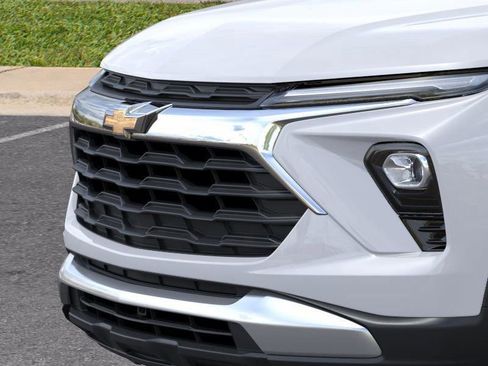 New 2026 Chevrolet TrailBlazer LT w/ Convenience Package image 13