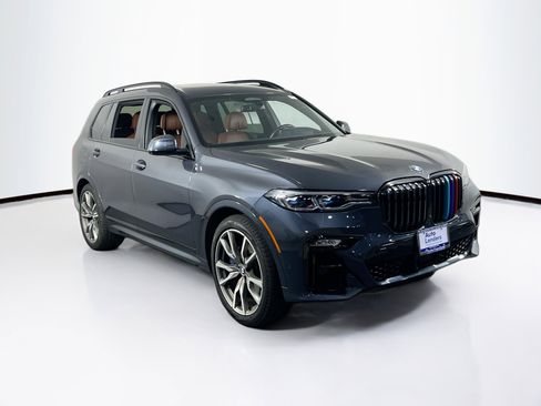 Used 2021 BMW X7 M50i AWD/4WD image 3