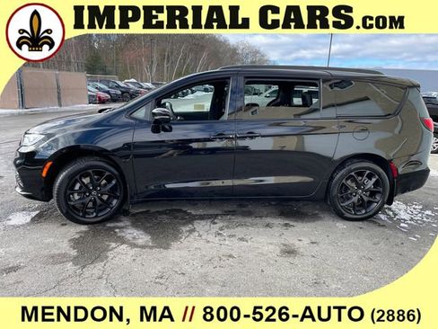 New 2026 Chrysler Pacifica Select image 7