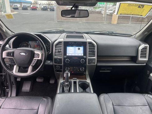 Used 2016 Ford F150 Lariat w/ Max Trailer Tow Package image 12