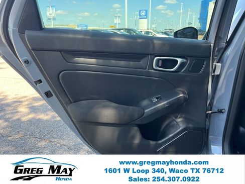 Used 2023 Honda Civic Sport image 15