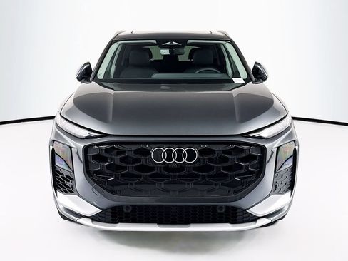 Used 2026 Audi Q3 quattro 2.0T AWD/4WD image 2