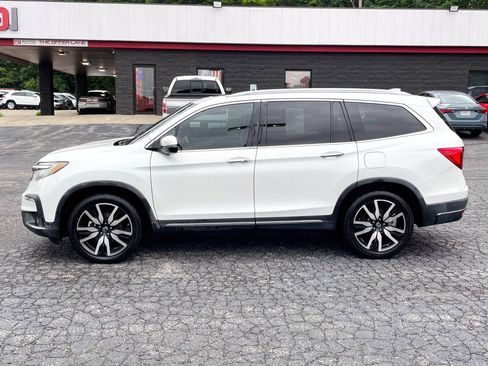 Used 2020 Honda Pilot Touring image 3