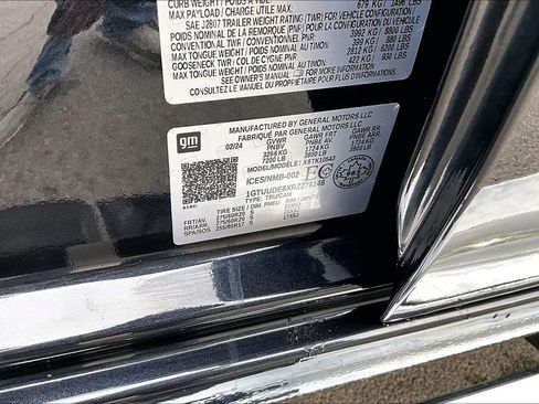 Used 2024 GMC Sierra 1500 SLT w/ SLT Premium Plus Package image 19