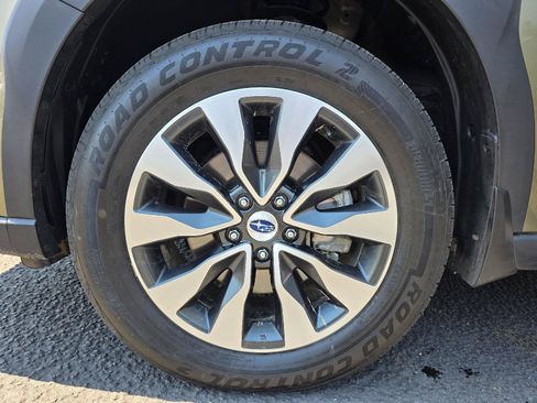 Used 2024 Subaru Outback Touring AWD/4WD image 25