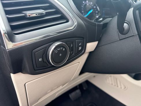 Used 2023 Ford Edge Titanium w/ Class II Trailer Tow Package image 29