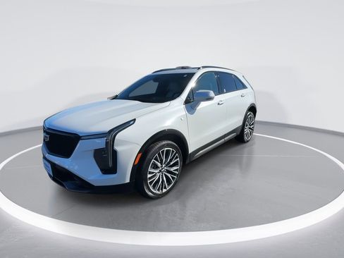 Used 2024 Cadillac XT4 Sport image 4