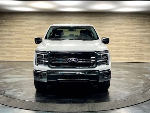 Used 2025 Ford F150 Lariat AWD/4WD image 9