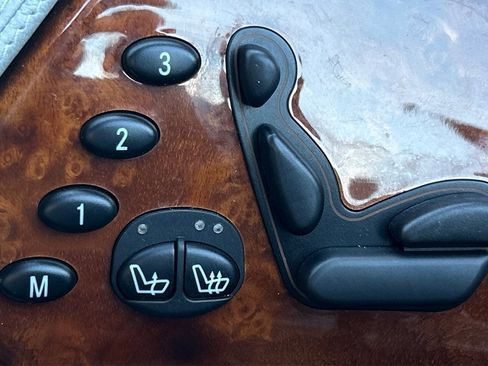 Used 2002 Mercedes-Benz CL 500 image 34