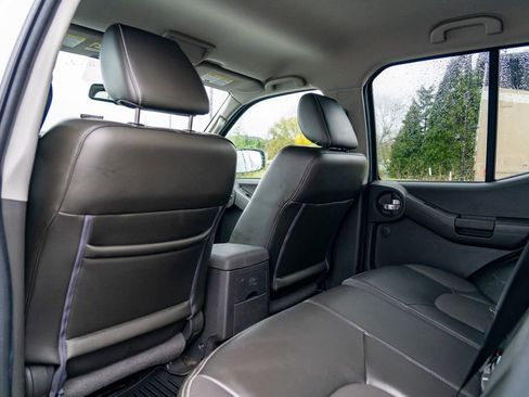 Used 2015 Nissan Xterra PRO-4X image 16