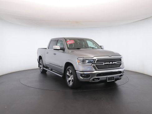 Used 2019 RAM 1500 Laramie image 37