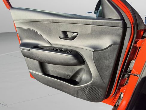 Used 2024 Hyundai Kona SEL FWD image 23