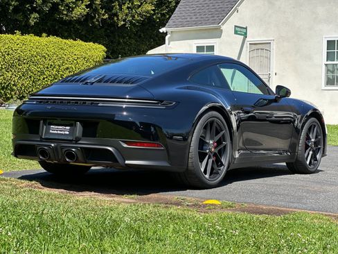 New 2026 Porsche 911 Carrera GTS image 7