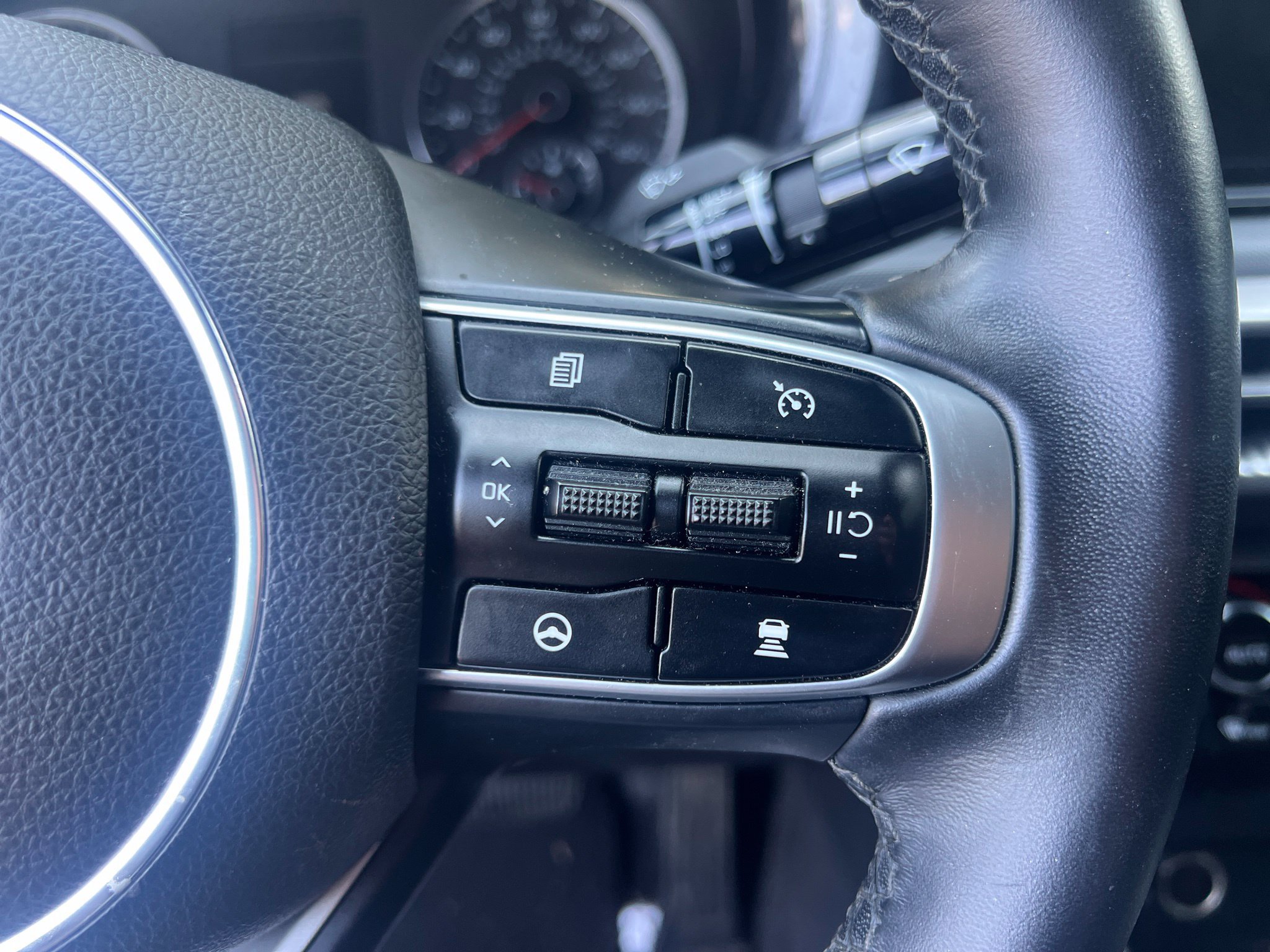 Used 2024 Kia K5 GT-Line w/ GT-Line Premium Package FWD image 17