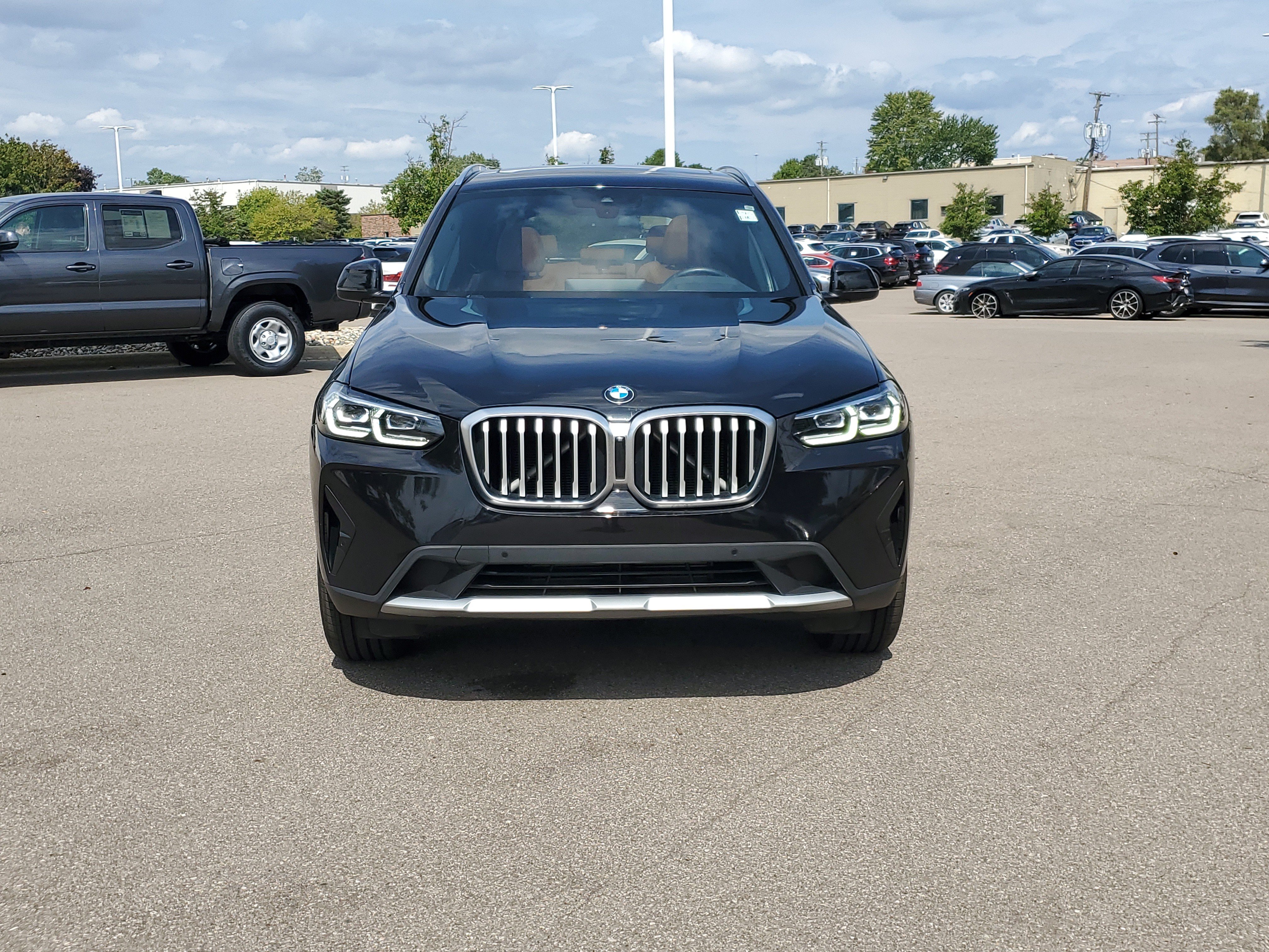 Certified 2024 BMW X3 xDrive30i w/ Premium Package AWD/4WD image 8