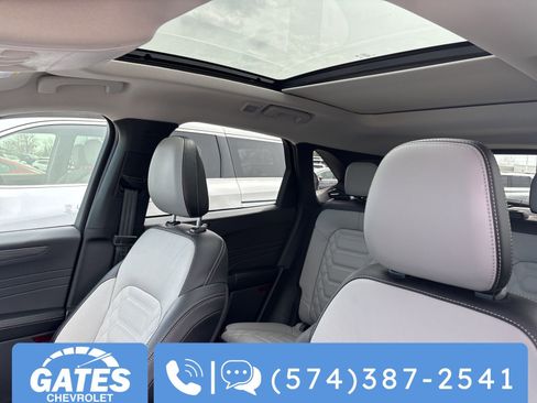 Used 2024 Ford Escape SE w/ PHEV Premium Package image 26