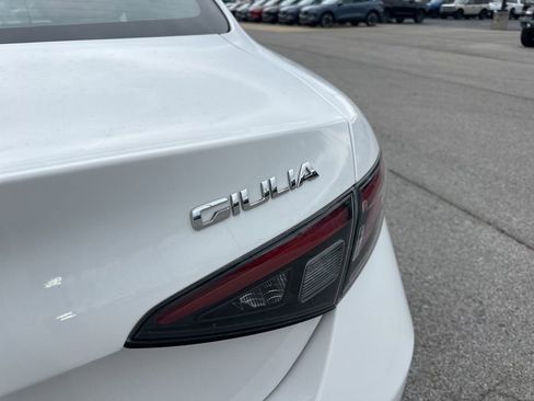 Used 2024 Alfa Romeo Giulia Ti image 9