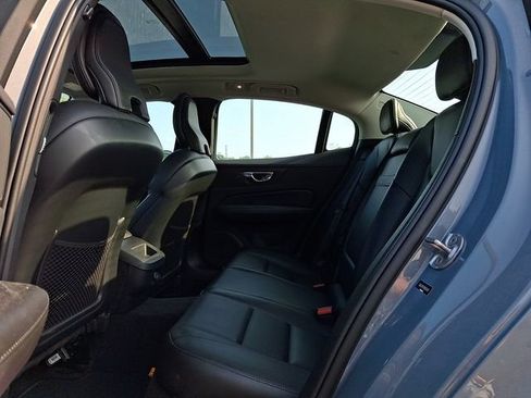 Used 2023 Volvo S60 B5 Core w/ Climate Package FWD image 10