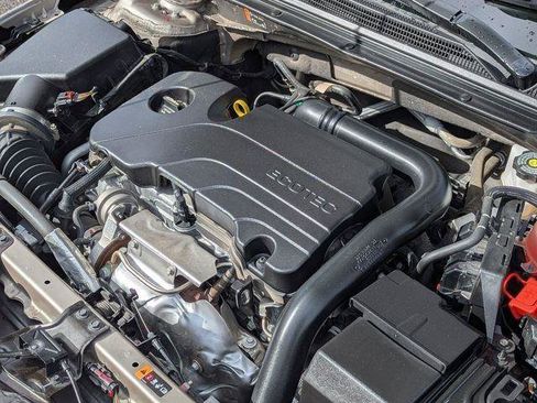 Used 2025 Chevrolet Malibu LT FWD image 37