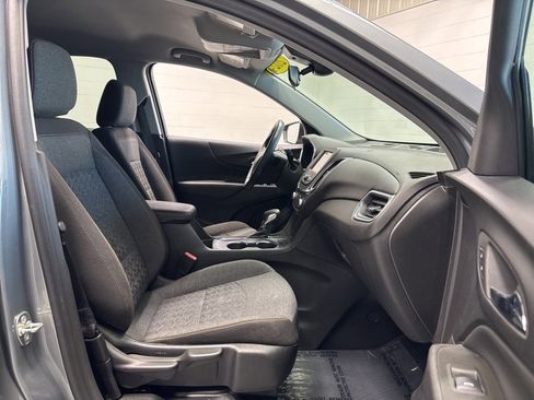 Used 2024 Chevrolet Equinox LT image 11