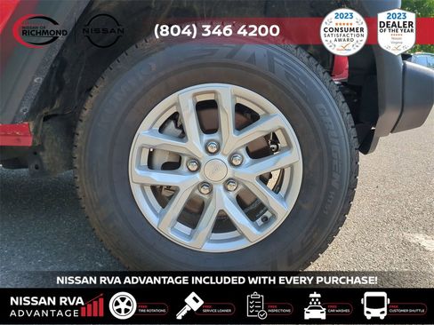 Used 2023 Jeep Wrangler Sport S image 12