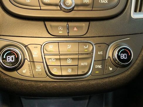 Used 2023 Chevrolet Malibu LT w/ Sport Edition FWD image 25