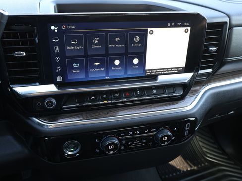 Used 2024 Chevrolet Silverado 1500 LT image 19