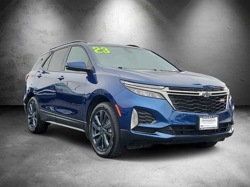 Used 2023 Chevrolet Equinox RS w/ RS Leather Package AWD/4WD image 2