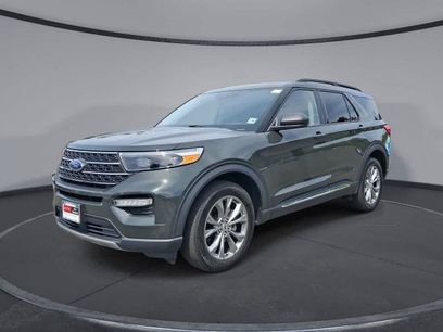 Certified 2023 Ford Explorer XLT w/ Equipment Group 202A