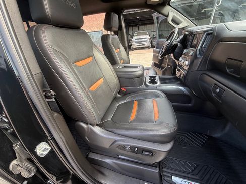 Used 2020 GMC Sierra 1500 AT4 w/ AT4 Premium Package image 23