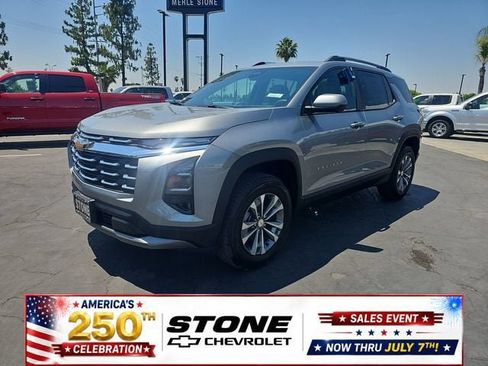New 2026 Chevrolet Equinox LT w/ Convenience Package II FWD image 3
