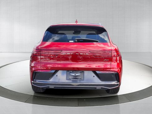 New 2026 Genesis GV70 2.5T Select AWD/4WD image 4
