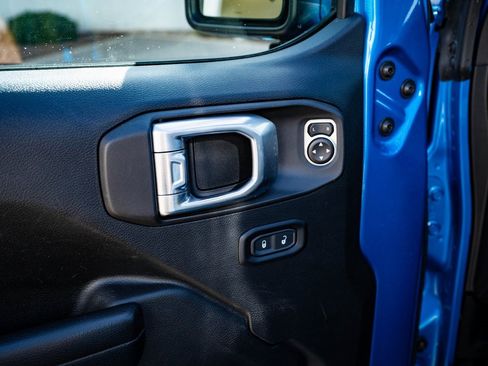 Used 2020 Jeep Gladiator Sport w/ Quick Order Package 24S image 24