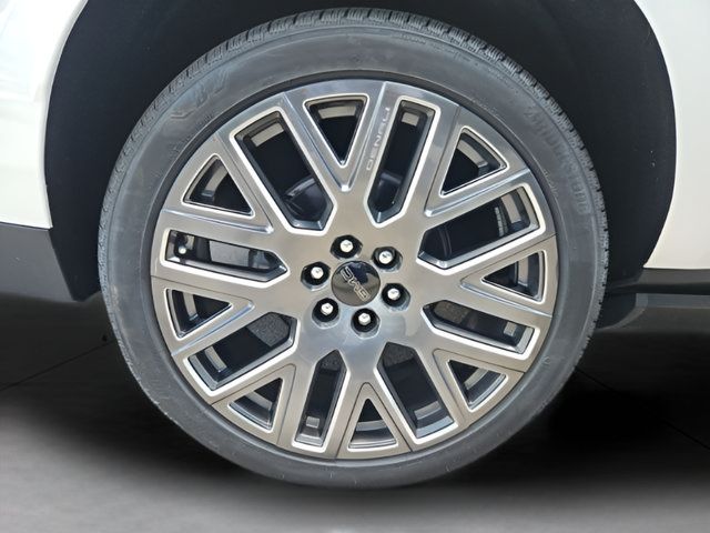 Used 2025 GMC Yukon XL Denali Ultimate AWD/4WD image 28