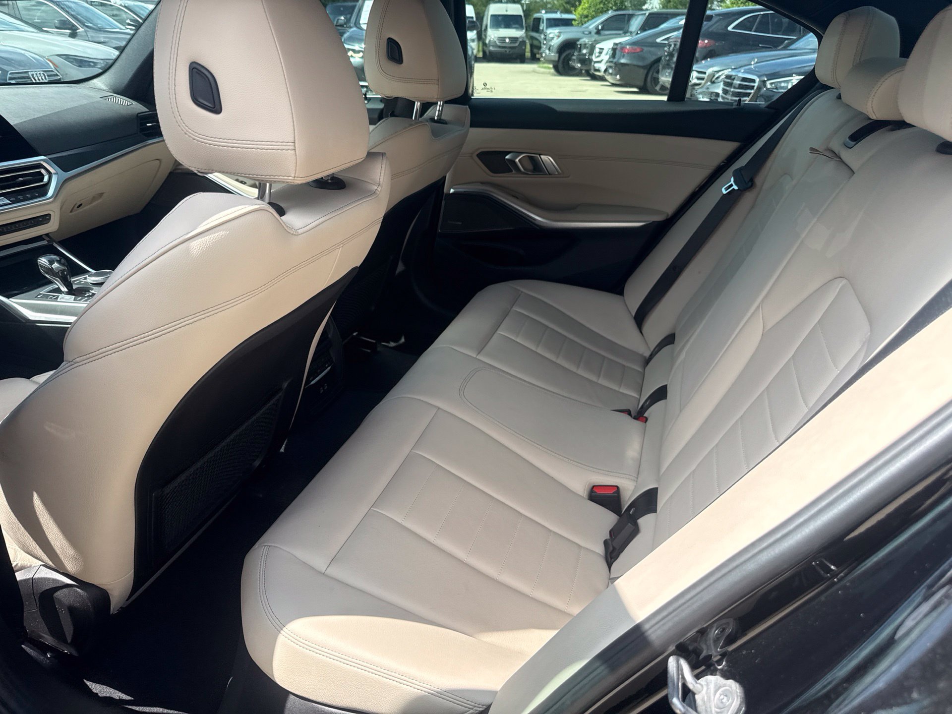 Used 2021 BMW 330i Sedan w/ Convenience Package RWD image 10