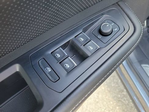 Certified 2024 Volkswagen Atlas Cross Sport SEL Premium R-Line AWD/4WD image 16