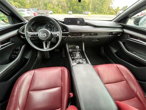 Used 2024 MAZDA MAZDA3 s image 13